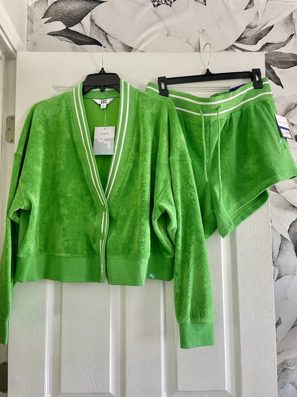 JoyLab Spring Green Terry Lounge Set NWT Cardigan & Shorts Size L